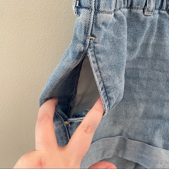 Hollister Ultra High Rise Paper Bag Waist Mom Short - Picture 5 of 9